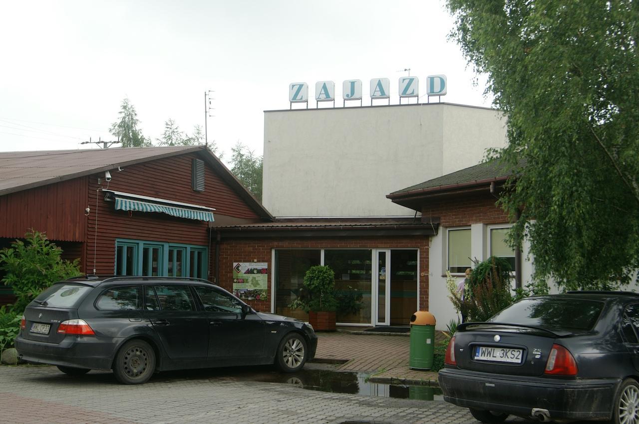 Zajazd Duet Radzymin Εξωτερικό φωτογραφία